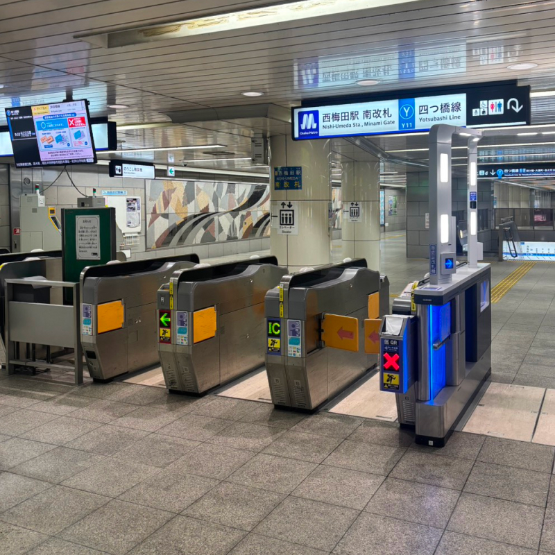 西梅田駅02